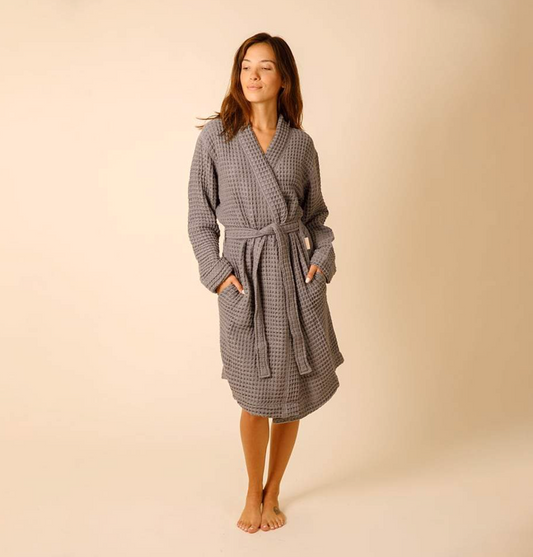 The Weightless Waffle Robe | Coal | Size Medium