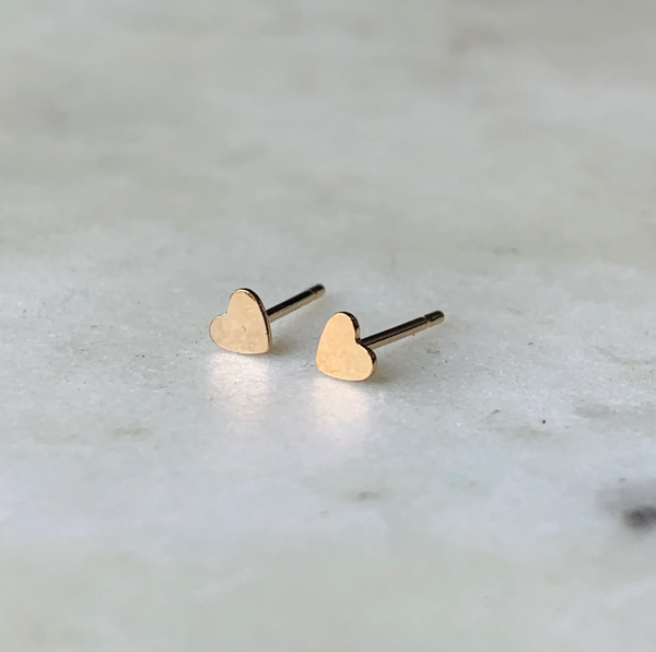 MIMOSA | Tiny Heart Earrings